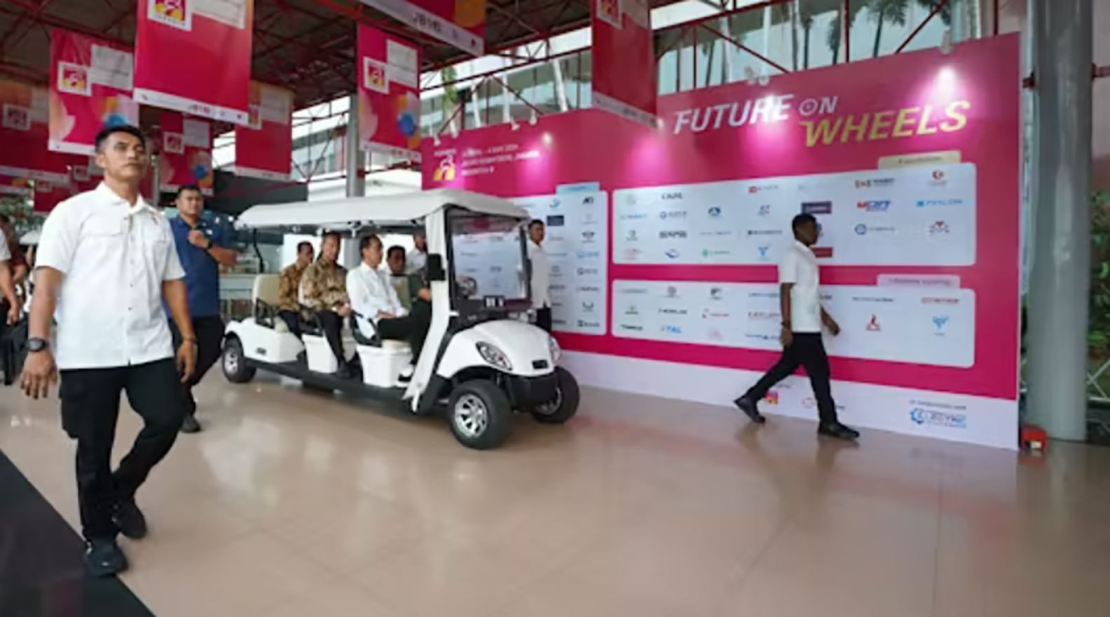 JOKOWI DI PEVS 2024-2 . DOK.DYANDRA PROMOSINDO.jpg