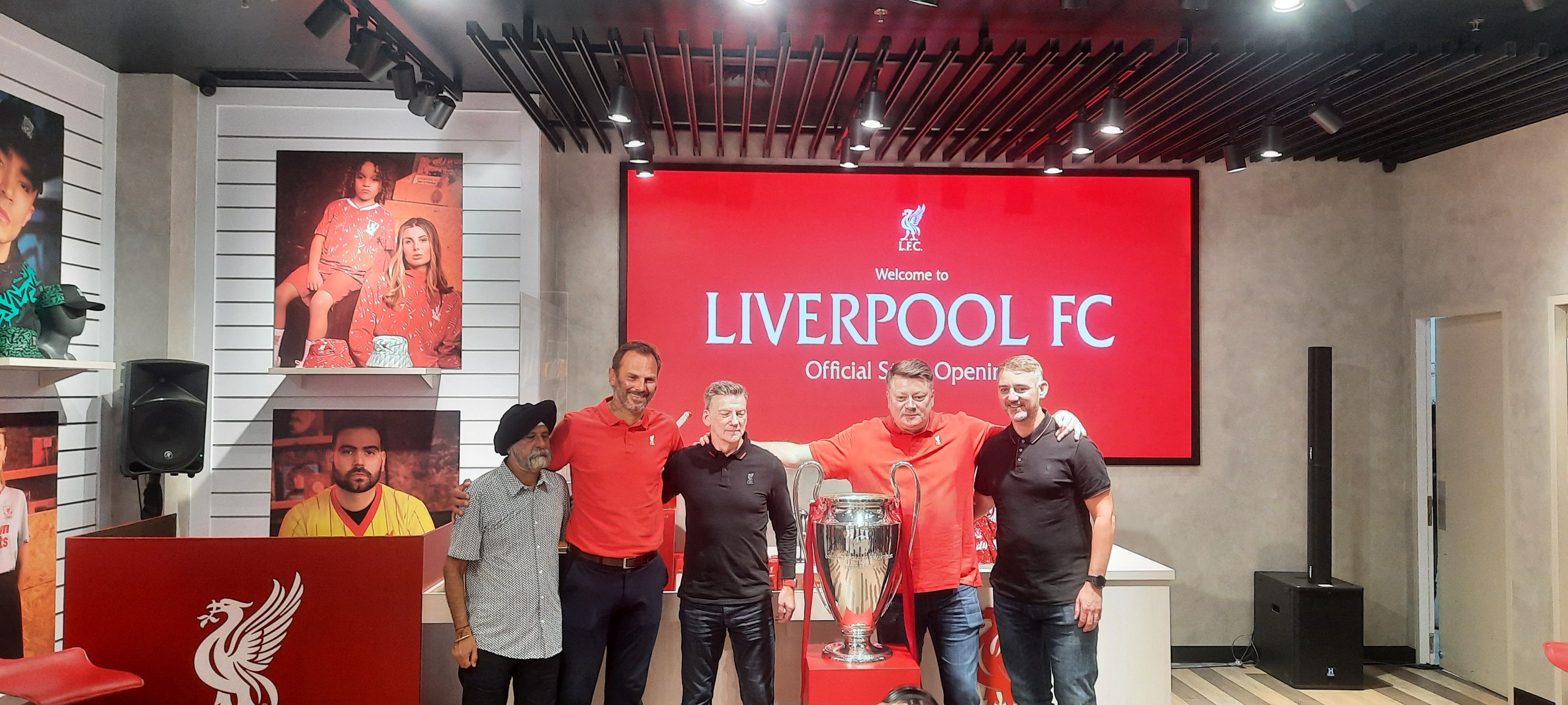 Peresmian Liverpool Official Store di Pondok Indah Mall 2, Jakarta Selatan, Sabtu, 20 Mei 2024 (Alsadad Rudi/Sportcorner.id)