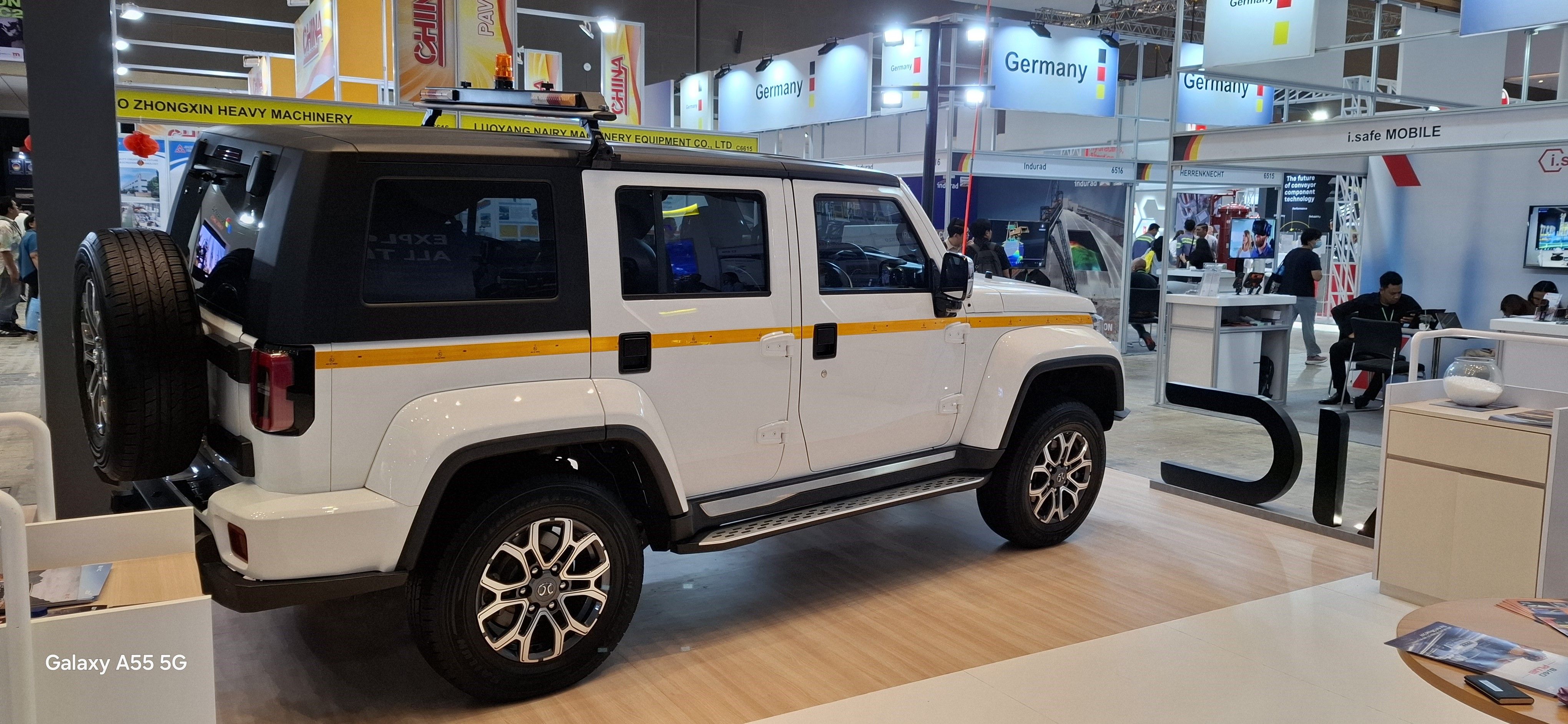 BAIC BJ40 PLUS Mining Edition - CHADIE