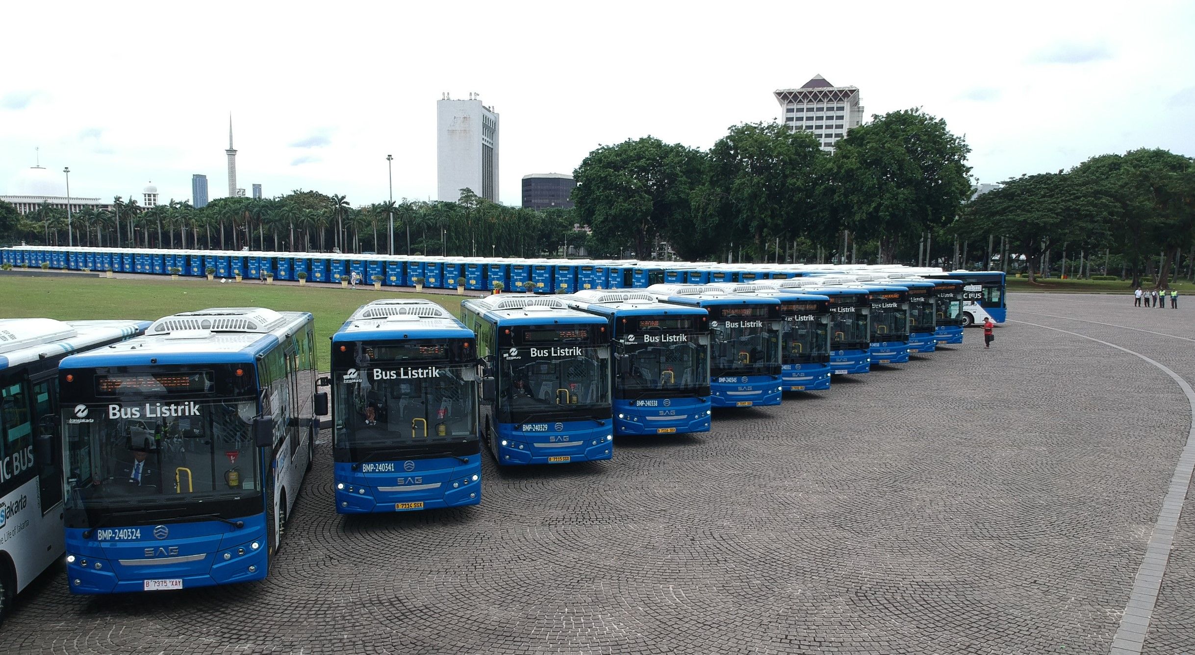 SAG Serahkan 90 Unit Bus Listrik High Deck kepada Transjakarta (Dok SAG)