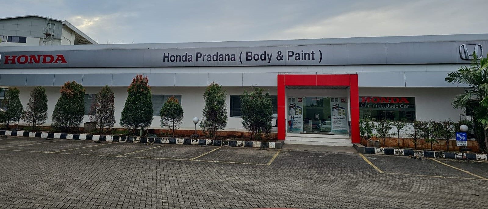 Diler Honda Ambara Usedcar Karang Tengah merupakan bagian dari jaringan diler Honda Pradana Sawangan di Depok. (Dok. HPM)
