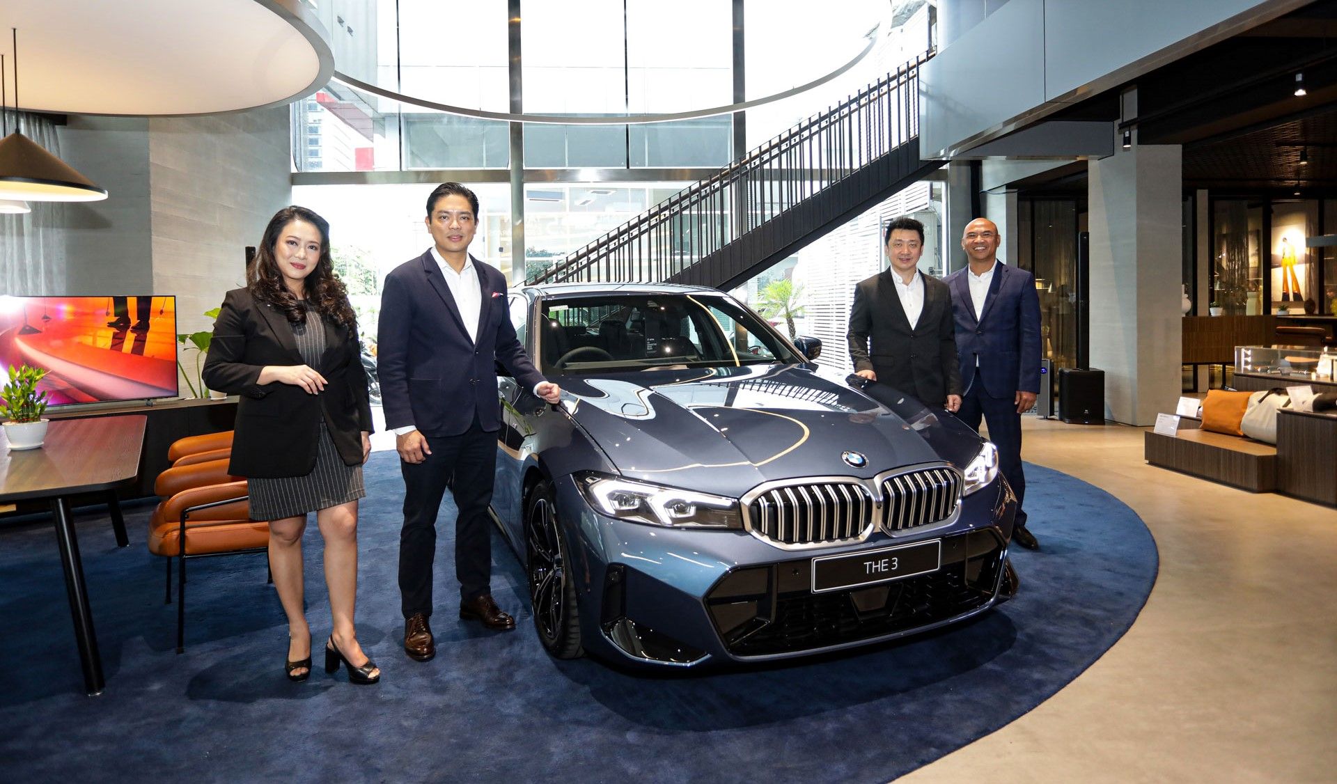 Peluncuran Seri 3 terbaru di sela-sela peresmian diler BMW M Astra Surabaya. (BMW Indonesia)