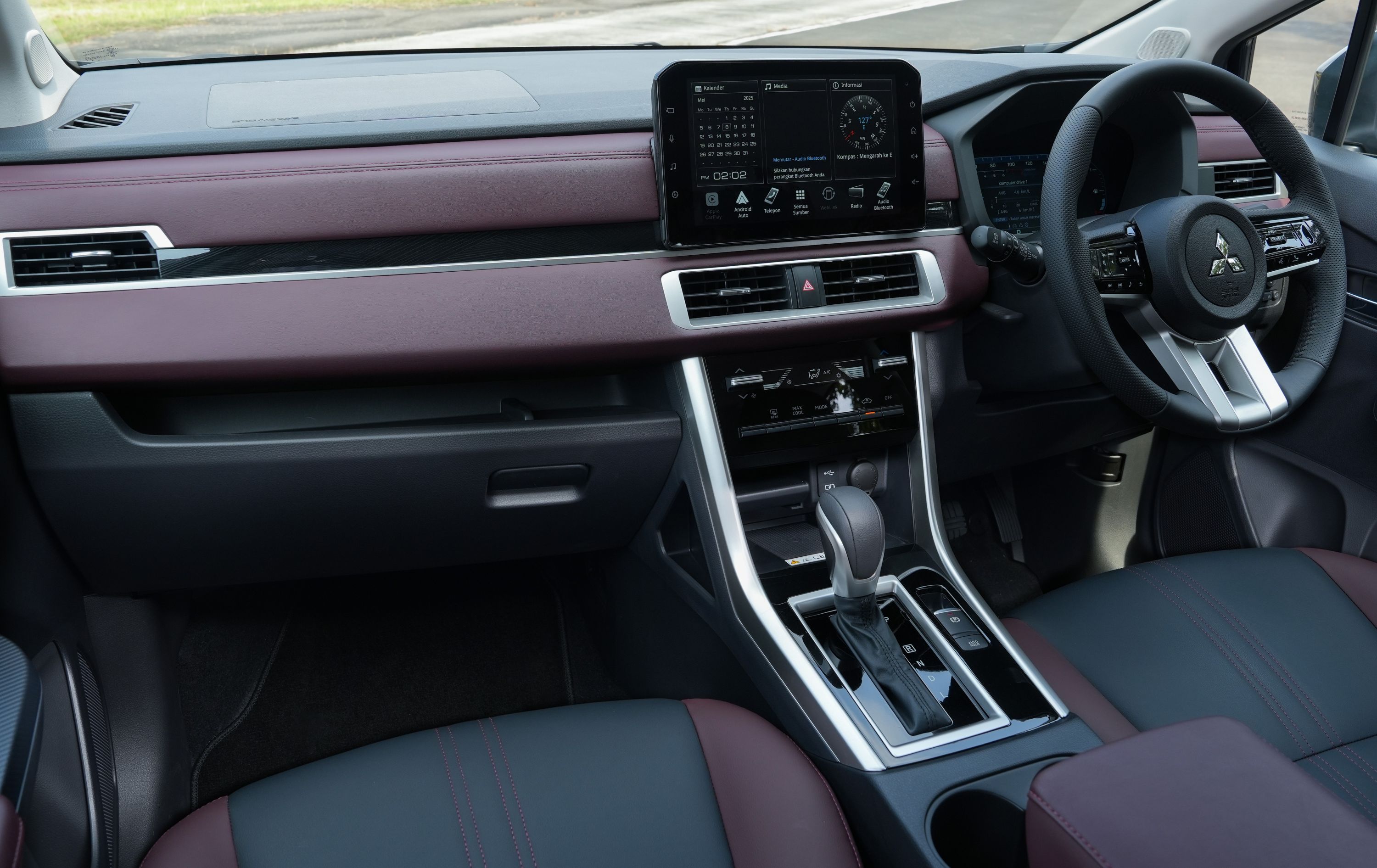 Interior New MItsubishi Xpander Cross. (MMKSI)