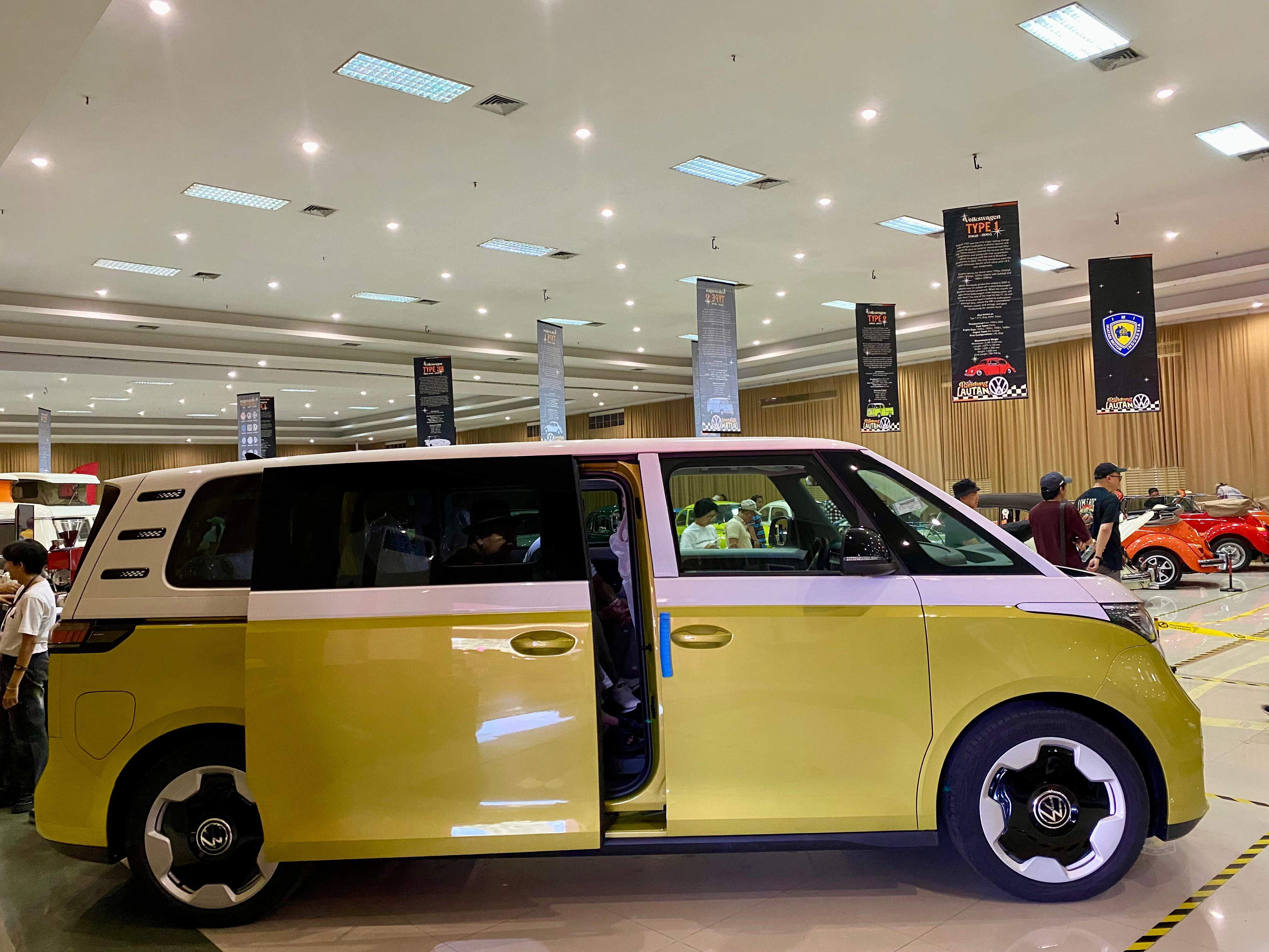 ID. BUZZ menyapa seluruh penggemar Volkswagen melalui ajang BLVW #2.jpeg