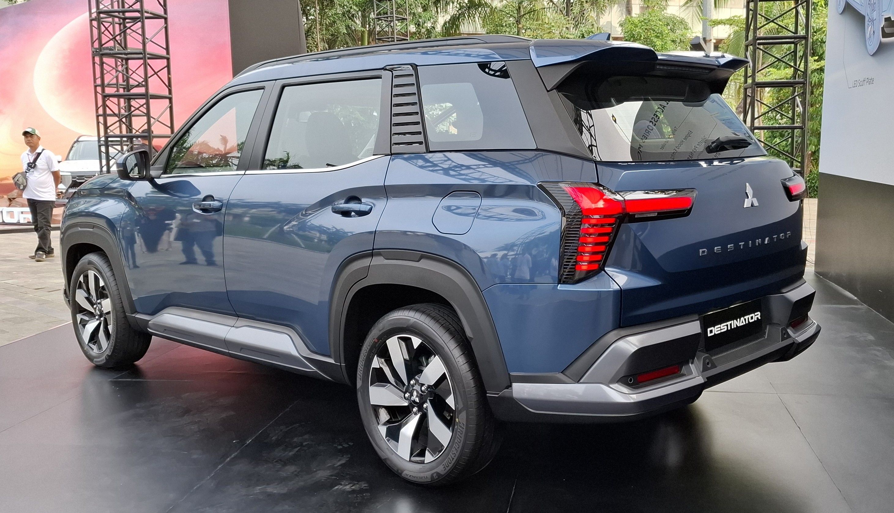 Mitsubishi All New Destinator tampil dengan desain yang berani. (Chadie)