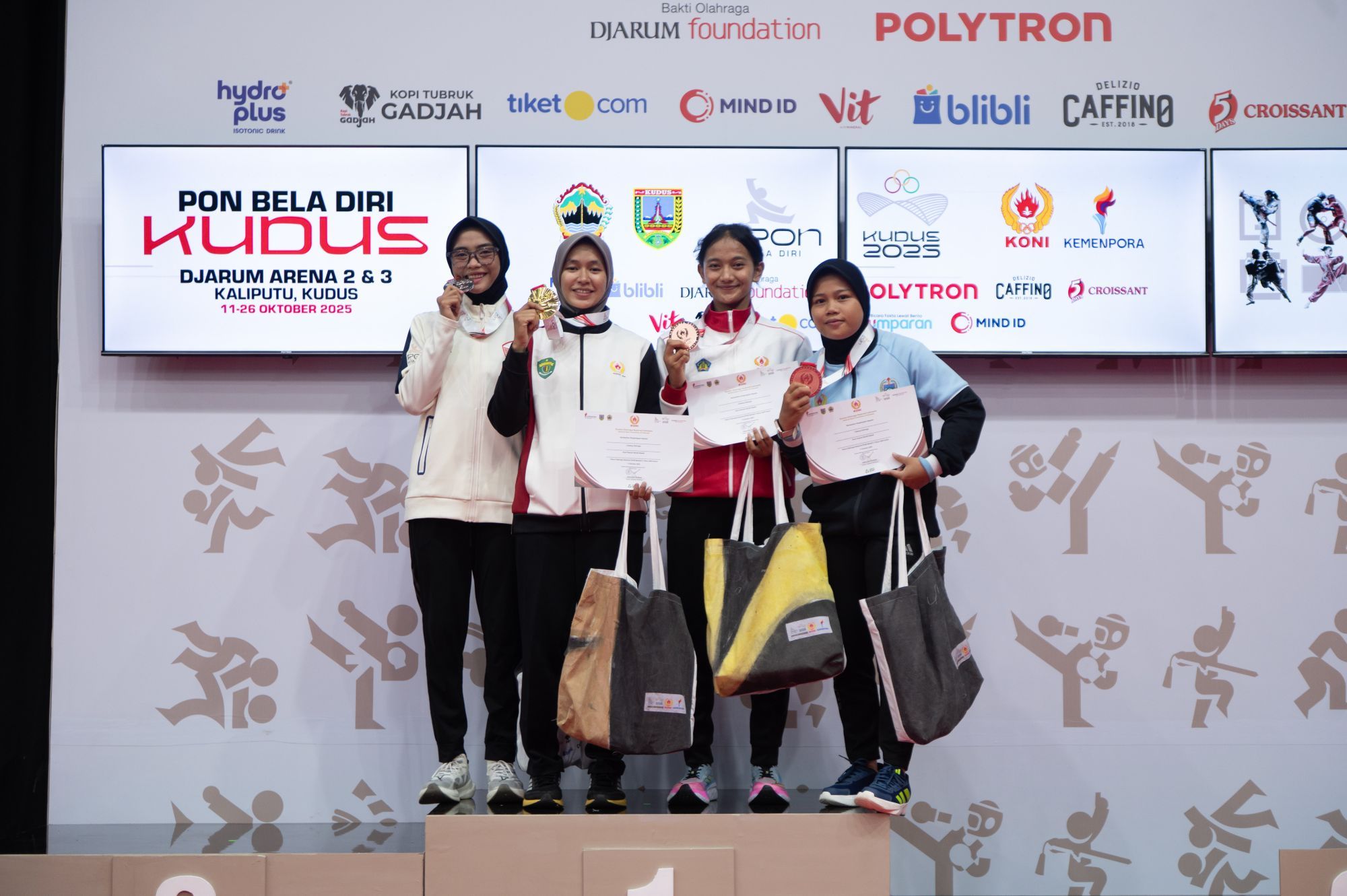 FITRI_MAWARDI___02.jpg