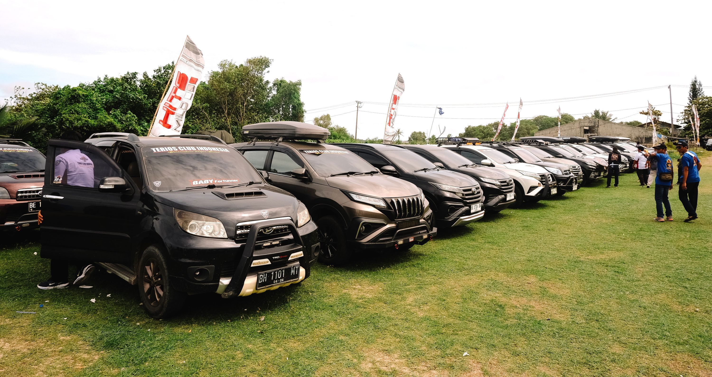 Lebih dari 100 unit Daihatsu Terios hadir dalam Jambore Nasional TCI Ke-5. (ADM)