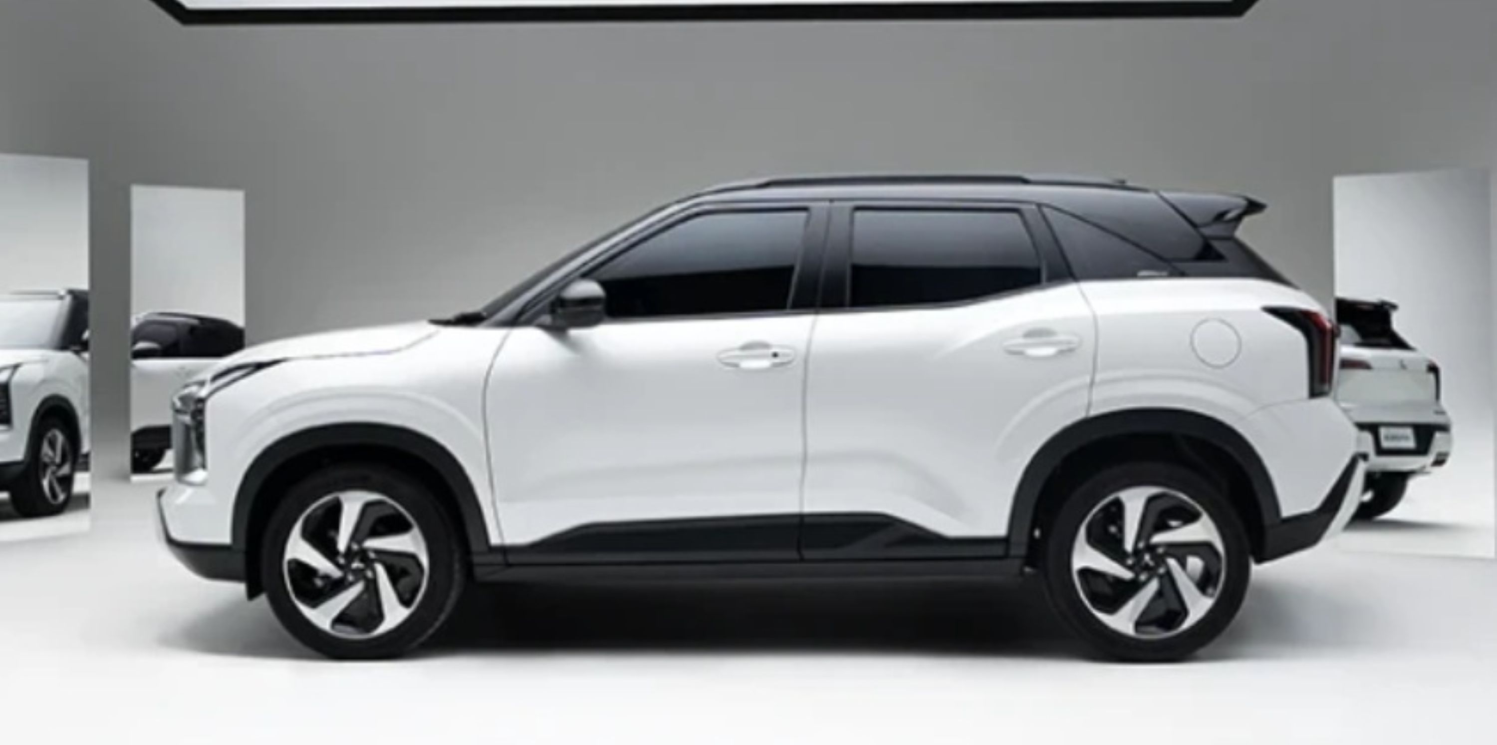 Tampilan sisi Mitsubishi Xforce. (Mitsubishi Motors)