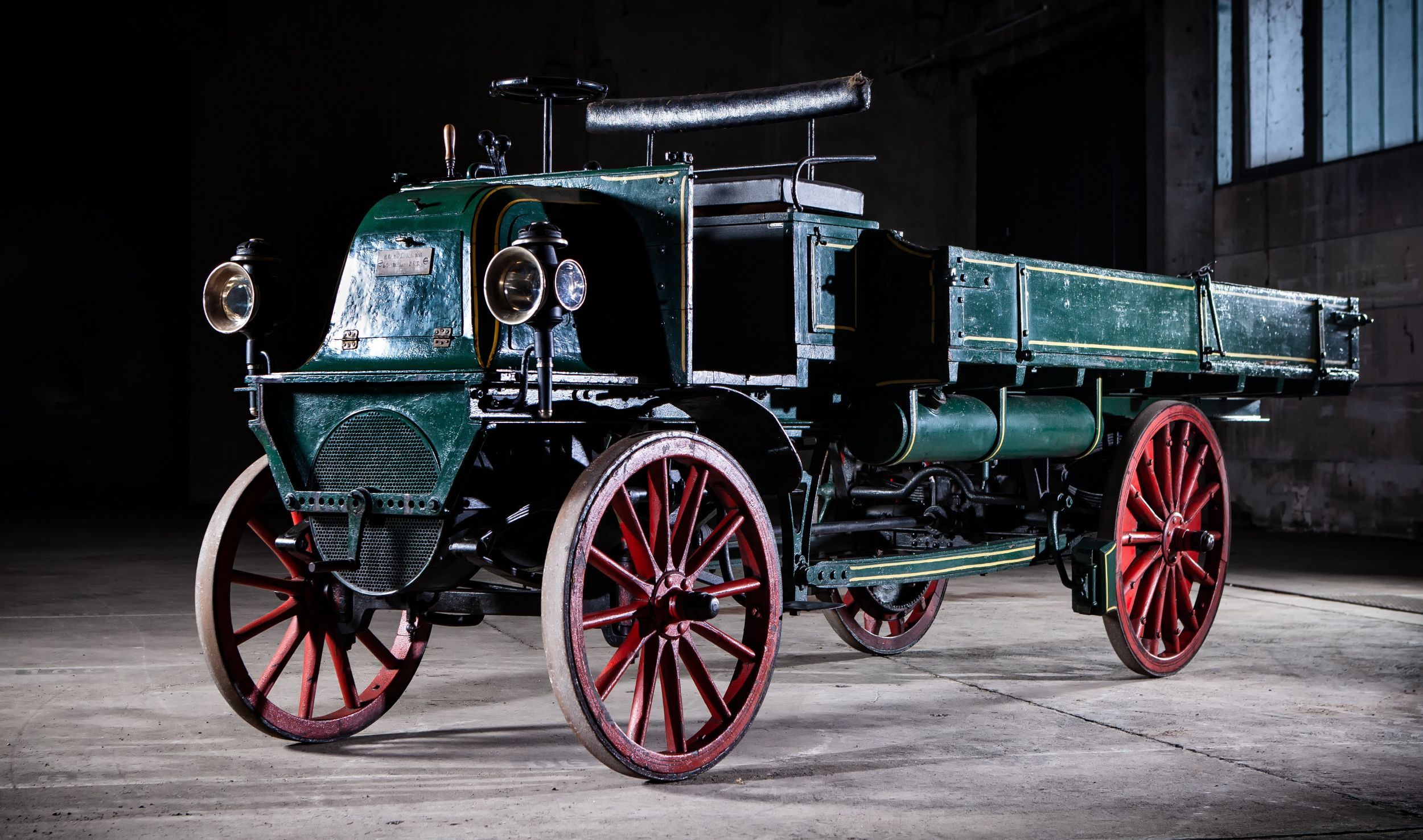 Daimler Motor-Lastwagen 1899. (Retro Classics 2026)