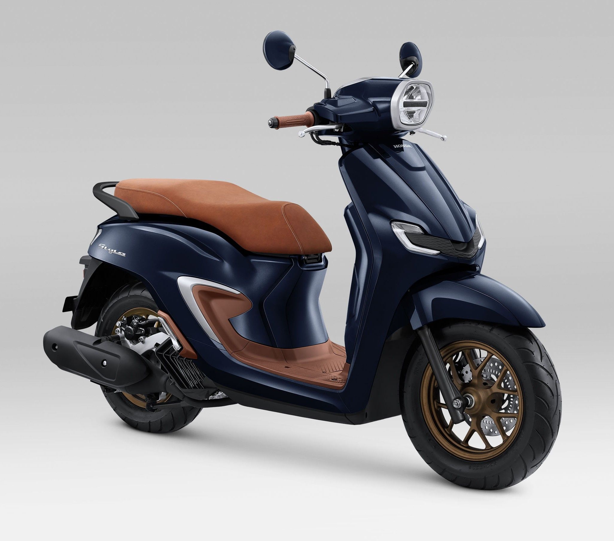 Honda Stylo 160 - Royal Blue. (AHM)