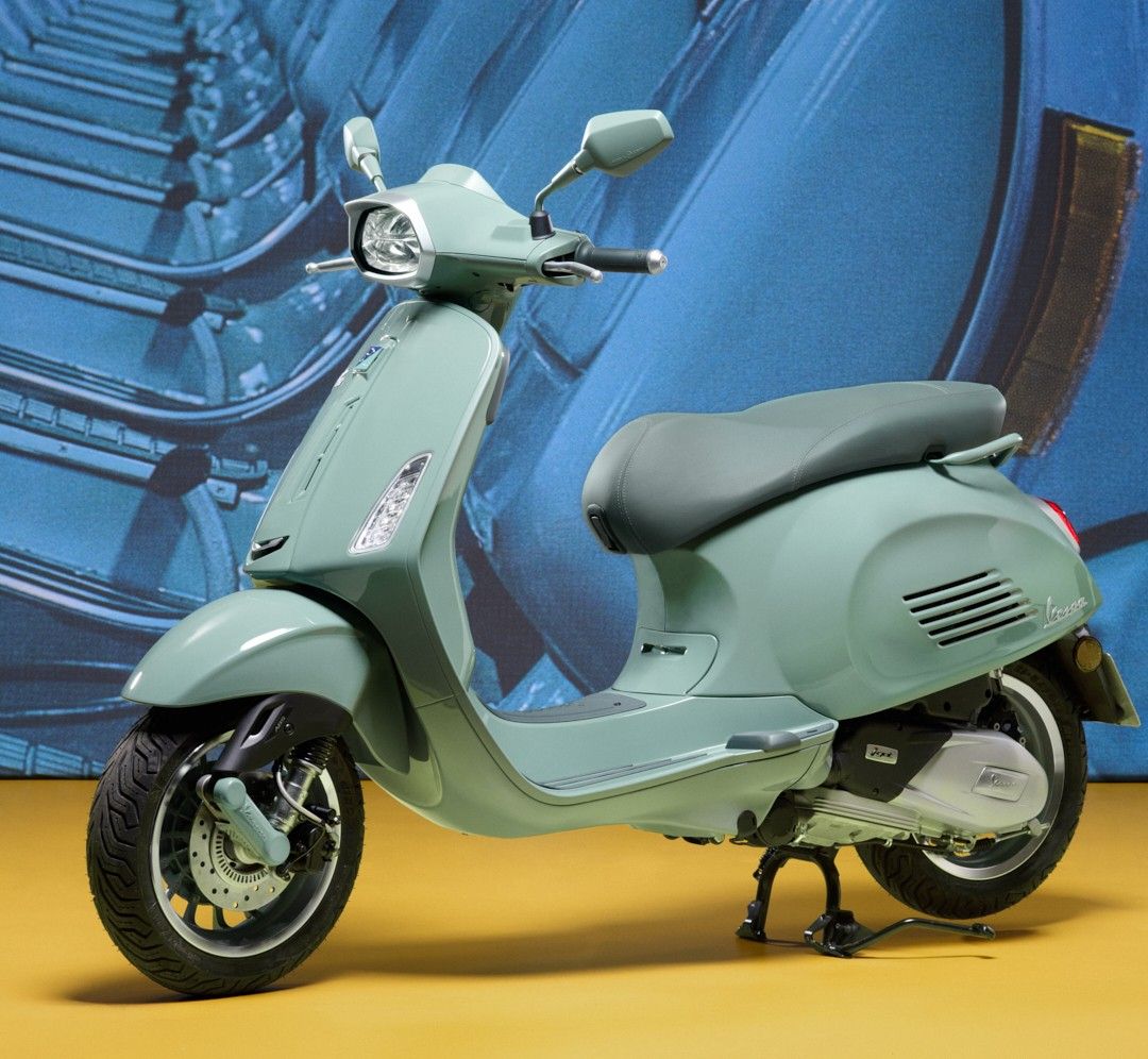 Vespa Sprint 80th. (PID)