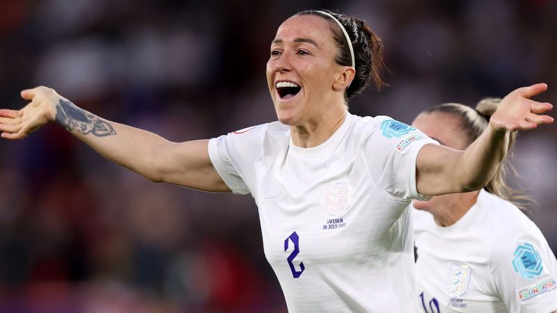 Lucy Bronze.jpg